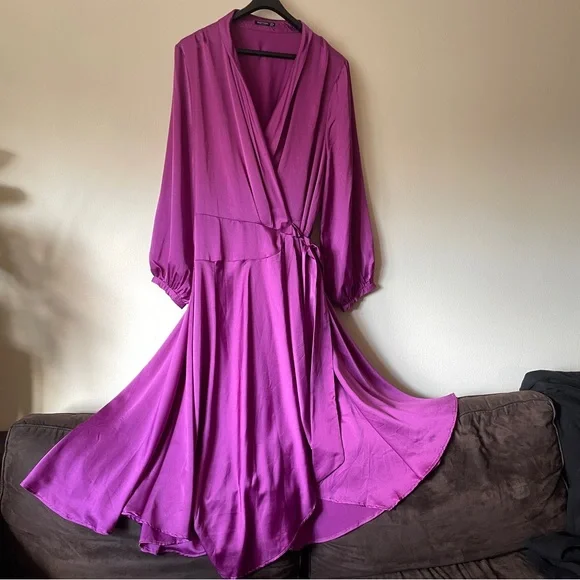 Nasty Gal Steal Spotlight BarbieCore Pink Satin Wrap Dress wedding guest plus 24 - Picture 10 of 14